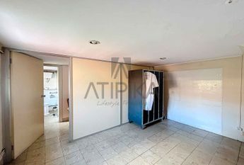 Casa señorial junto a la Clínica Teknon, Barcelona