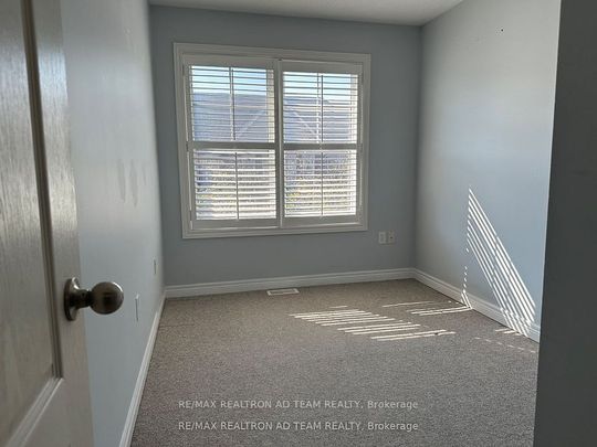 For Lease - 15 Latitude Lane, Whitchurch-Stouffville, Ontario - Photo 1