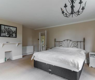 4 bedroom detached house to rent - Photo 6