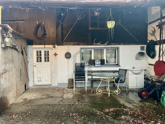 HOMELY FOR TRADITIONAL TASTES - Photo 1