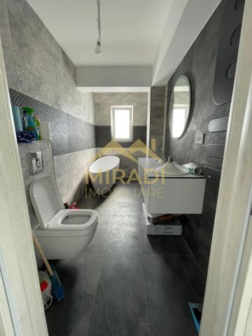 Inchirieri Apartamente 3 camere Bucuresti - Fotografie 5
