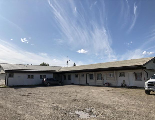 700-706 - HCS PROPERTIES 10608 100th Street Taylor - 3 - Photo 1
