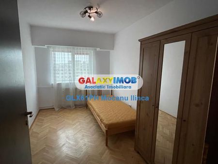 Inchiriere apartament 3 camere, in Ploiesti, zona Ultracentrala - Photo 2