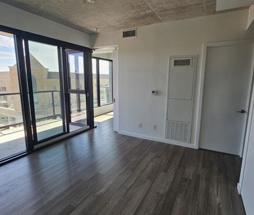 For Lease - 7 Smith Crescent Unit# 415, Toronto, Ontario - Photo 4