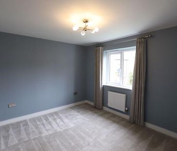 4 bedroom detached house to rent - Photo 5