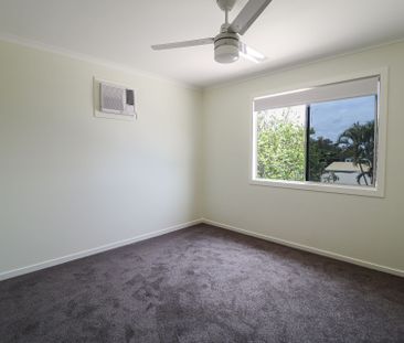 LARGE DUAL LIVING FAMILY HOME IN SOUTH GLADSTONE - Photo 6