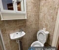 Studio to rent - Photo 6