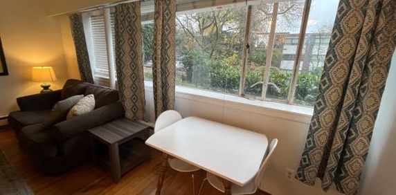 Charming 2-Bedroom Furnished Suite Steps from Kits Beach! - Photo 2