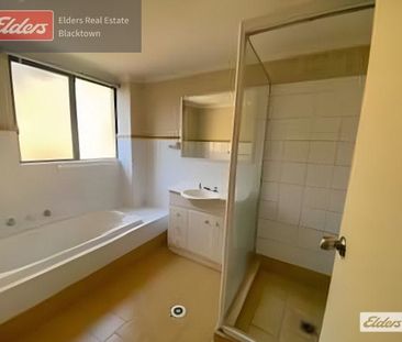 Freshly updated unit in a convenient location. - Photo 5