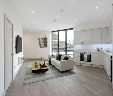 Norbury Crescent, London, SW16 - Photo 2