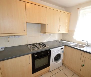 2 bedroom House - Bassingburn Walk, Welwyn Garden City - Photo 6