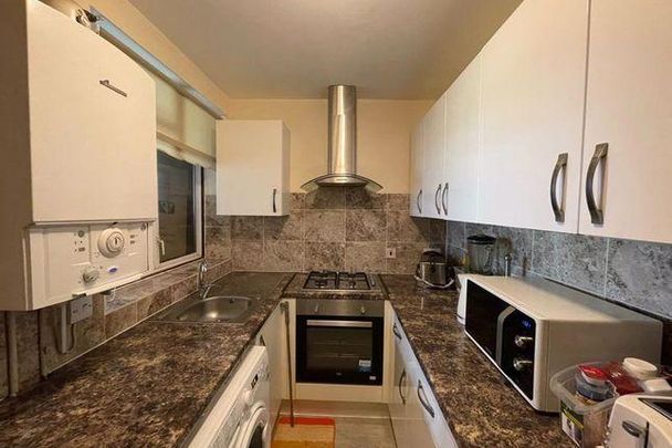 5 bedroom house share to rent - Photo 1