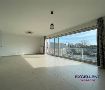 Appartement te huur - Photo 1