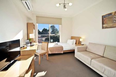 Room 13 (Ensuite) - Photo 5