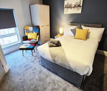5 bedroom terraced house to rent - Photo 4