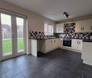 Brodsworth Way, Rossington, DN11 - Photo 5