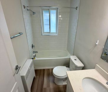 For Lease - 10 Croswaite Avenue Unit# 1, Hamilton, Ontario - Photo 5