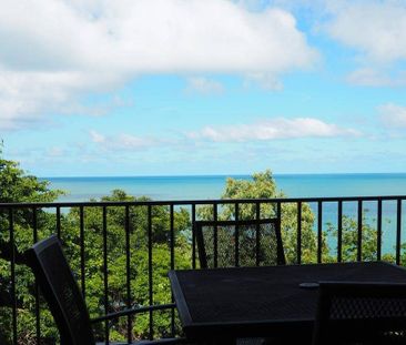 FURNISHED STUDIO WITH BEACHFRONT VIEWS (3 MONTH LEASE) - Photo 3