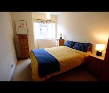 1 Bed Flat, Newtown Court, SW11 - Photo 3