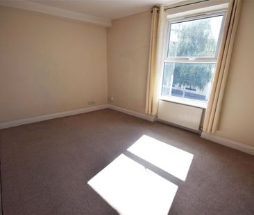 Heath Road, Twickenham - 1 bedroomProperty for lettings - Chasebuch... - Photo 2