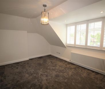 3 bed flat to rent in The Avenue, Bushey, WD23 - Photo 5