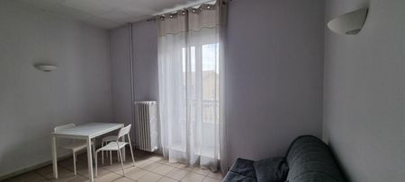 Location Appartement 1 pièce 24m² PRIVAS 07000 - Photo 2