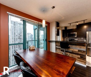 Condo in Downtown Vancouver, BC - Photo 3