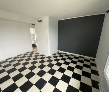 Location Appartement 3 pièces 53 m2 à Saint-Quentin - Photo 2