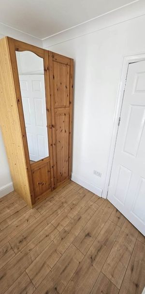 Room in a Shared House, Ballogie Avenue, NW10 - Photo 1