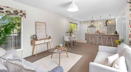 Charming 3BR Home In Halswell - Photo 5