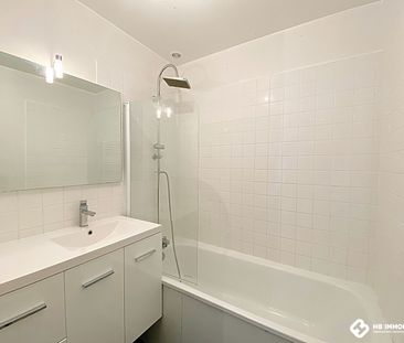 Location Appartement 3 pièces 69m² ROANNE 42300 - Photo 4