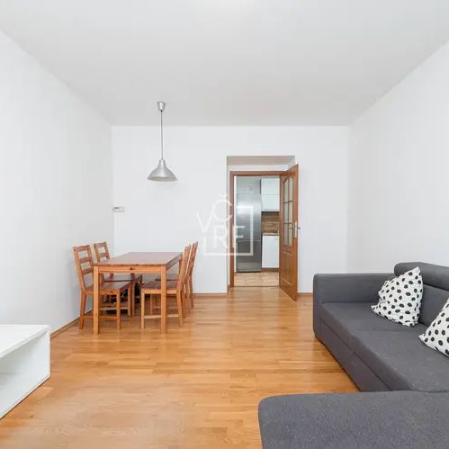 Pronájem 2+kk Praha 8 Libeň - Fotografie 1