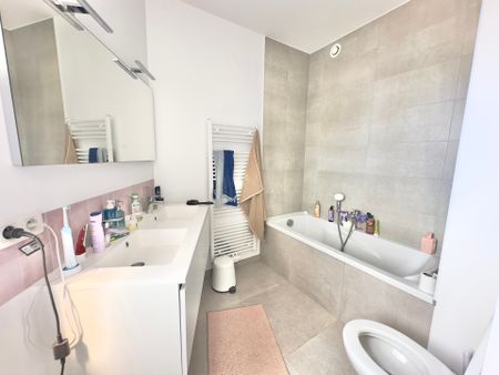 Rue Marguerite Bervoets, 1190, Forest - Photo 4