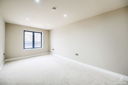 City Green, Coventry Road, Sheldon Country Park - Photo 4