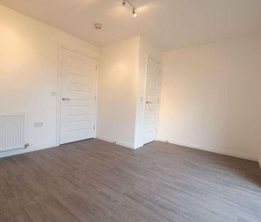 2 bedroom end of terrace house to rent - Photo 6