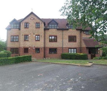 The Croft, Loughton, IG10 - Photo 2