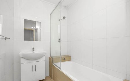 THREE BEDROOM HOME - Photo 3