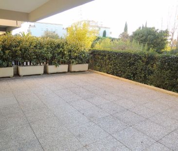 Location Appartement 2 pièces 52m² - Photo 2