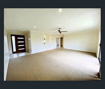 Spacious Villa in Old Bar - Photo 1