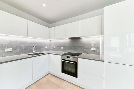 Studio to rent - Photo 2