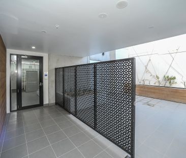 Sensational, Secure & Stylish - Photo 3