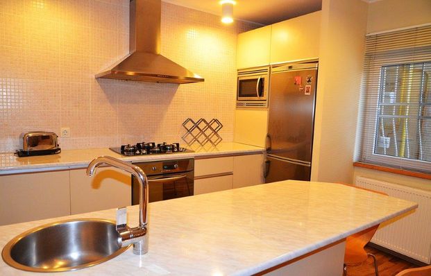 Apartament de inchiriat in Ploiesti, zona Democratiei - Fotografie 1