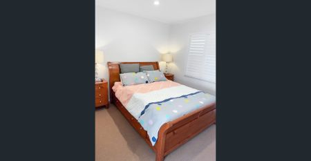 Modern 2-Bedroom Apartment in the Heart of Town - Photo 3