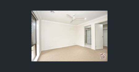 APPEALING FAMILY HOME! - Photo 5