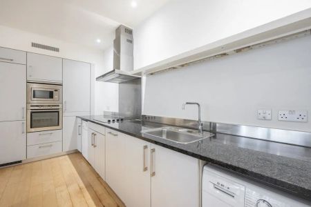 2 bedroom flat in Covent Garden - Photo 3