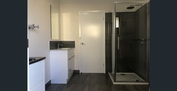 ADDISON REAL ESTATE - Photo 1