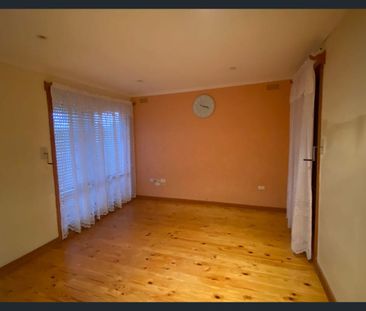 Convenient located! - Photo 1