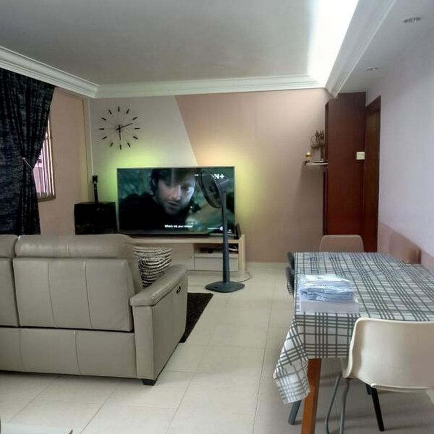 Blk 240 Serangoon Avenue 2 (Serangoon), HDB 4 Rooms - For Rent - Photo 1