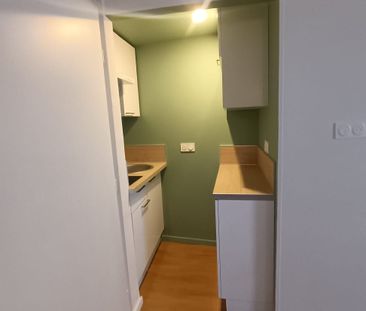 STUDIO 17M² ECUSSON - Photo 2