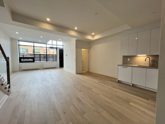 For Lease - 2916 Highway 7 Road Unit# 102W, Vaughan, Ontario - Photo 1